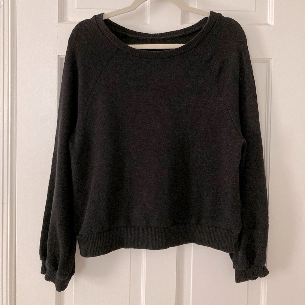Abercrombie black raglan sweater S